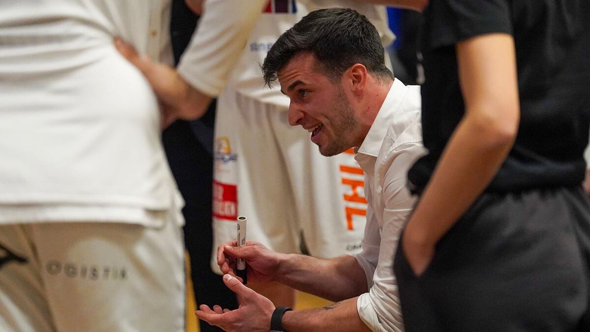 Xavi Mascaro_Head Coach Towers