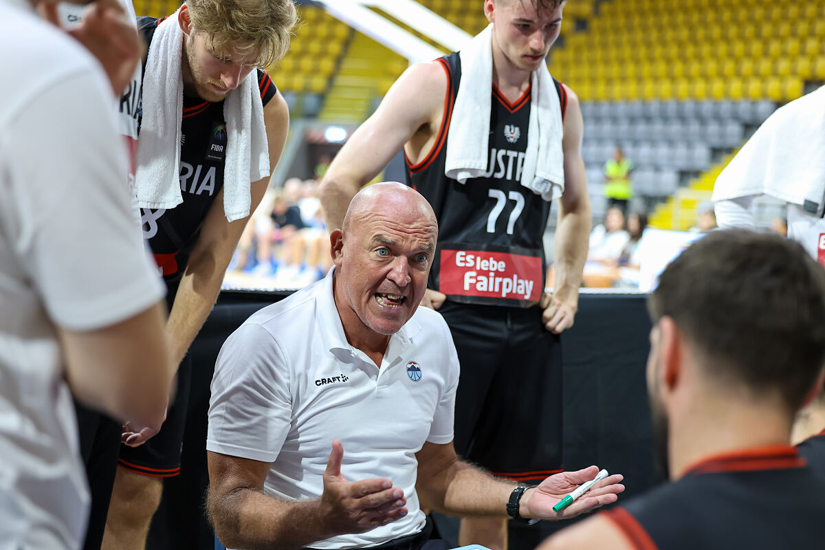CYP vs. AUT 260827 7 (c) FIBA