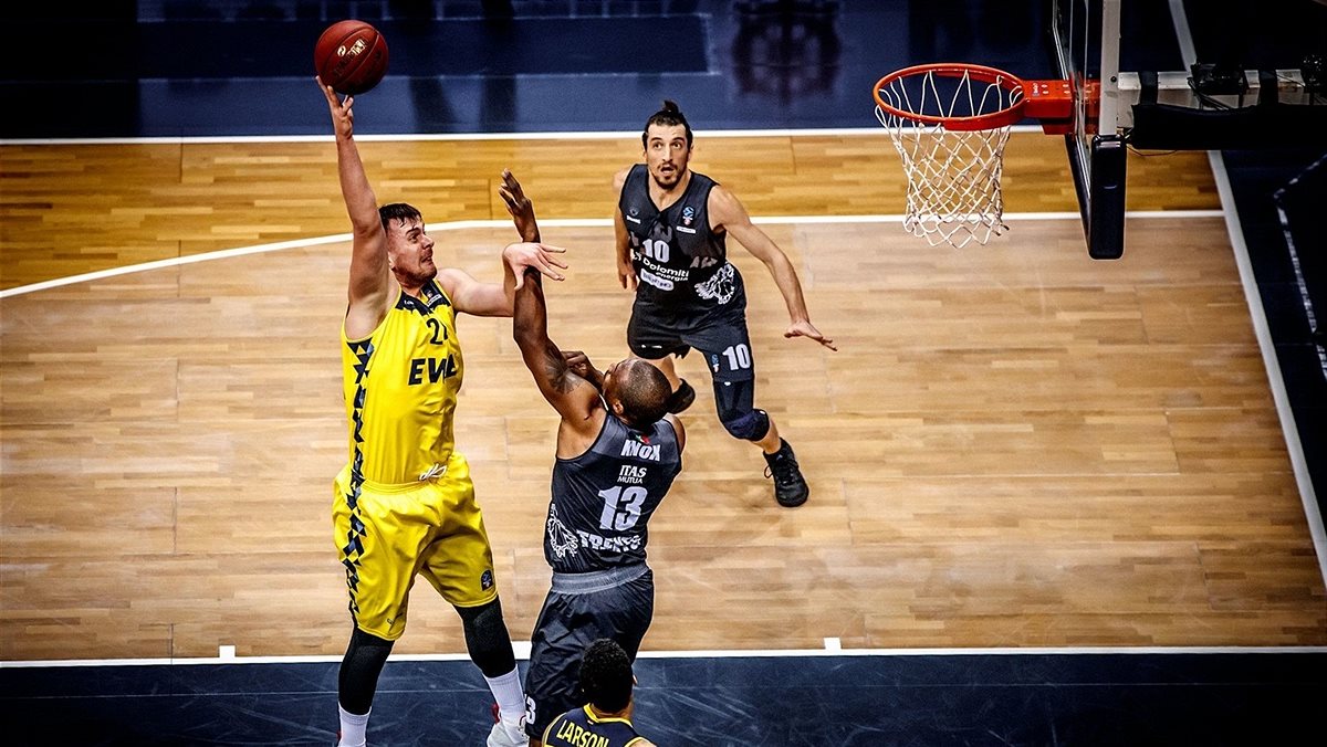 Rasid Mahalbasic in Aktion 