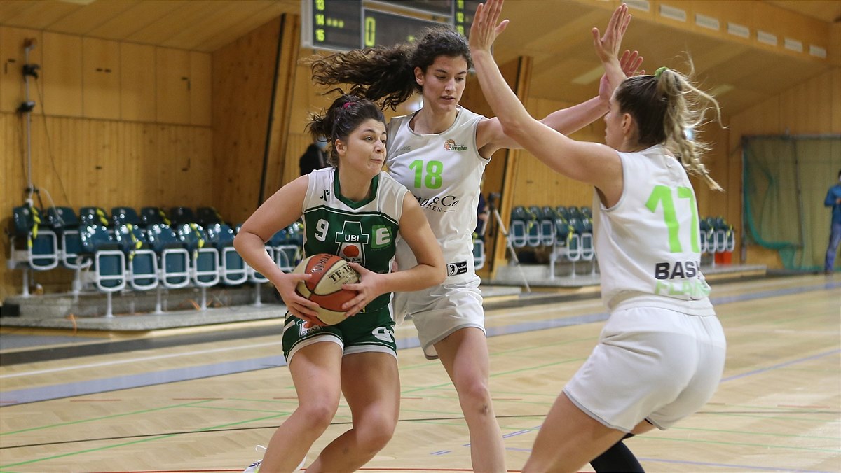 Cup Damen VF Themenfoto