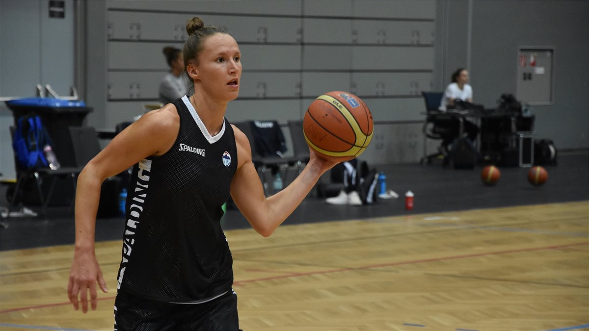 Kata Takacs Themenbild 