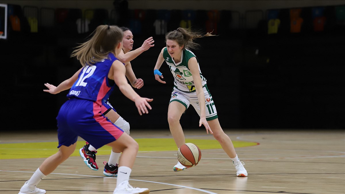 Camilla Neumann im Grazer Derby