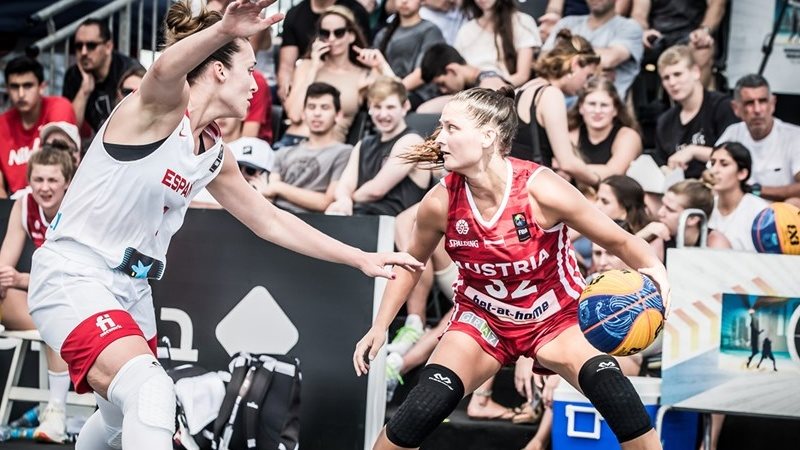 3x3_Rebekka Kalaydjiev