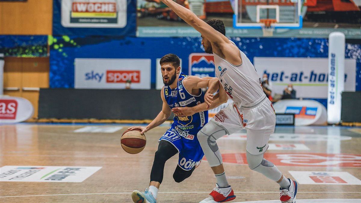 pictorial_Bulls_vs_Swans_FINAL21