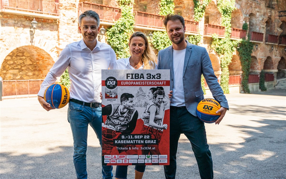 Hohensinner, Bogner-Strauß, Wiesmann (v.l.n.r.)