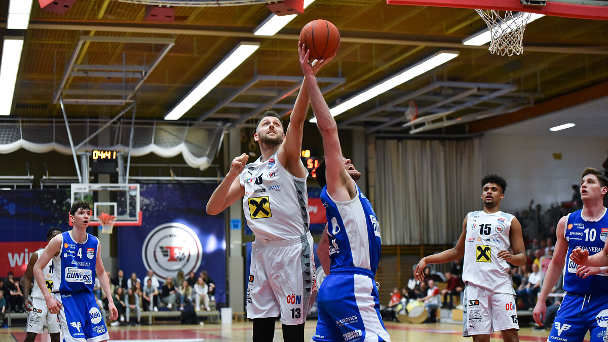 BSL- Flyers vs Gunners