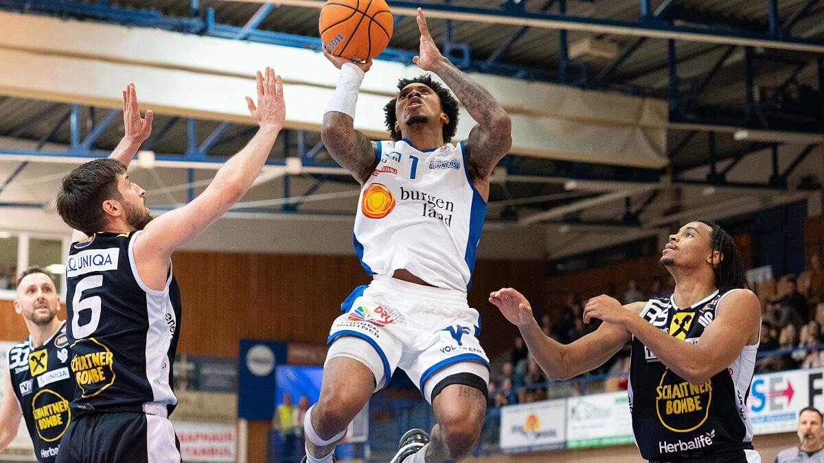 Gunners_Nathaniel Pierre-Louis