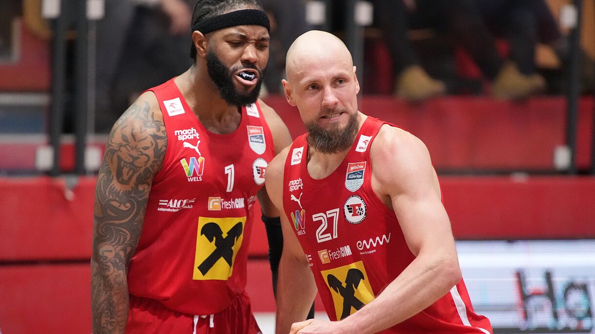 Flyers_Rollins Jr. und von Fintel