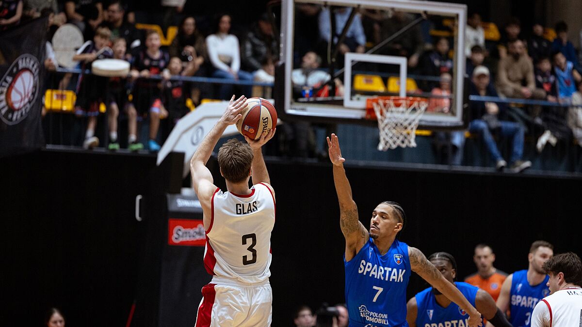 260116_bc_spartak_IMG_6687_C Crown Capture